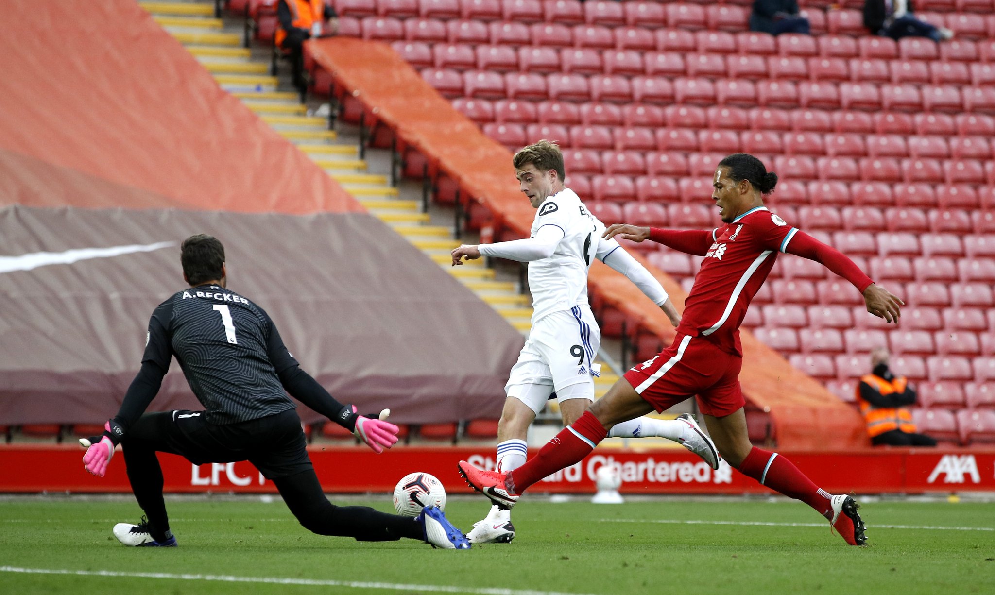 才俊著称 才俊著称